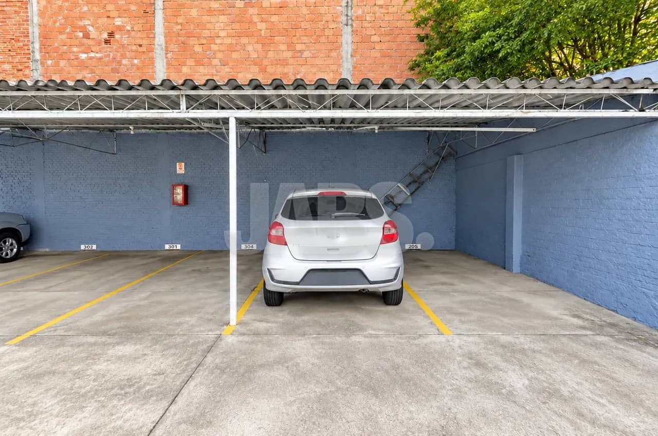 Garagem coberta