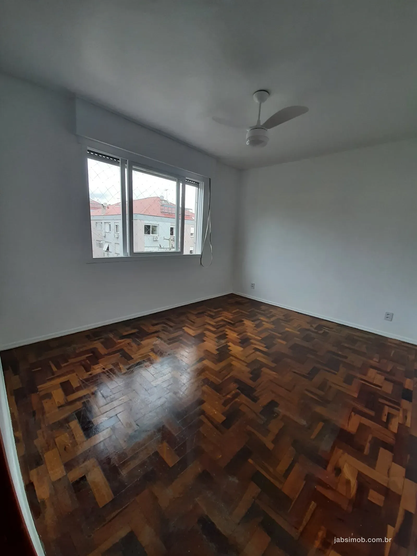 Quarto — Apartamento de 1 quarto com 46 m², desocupado, na Vila Ipiranga, Porto Alegre