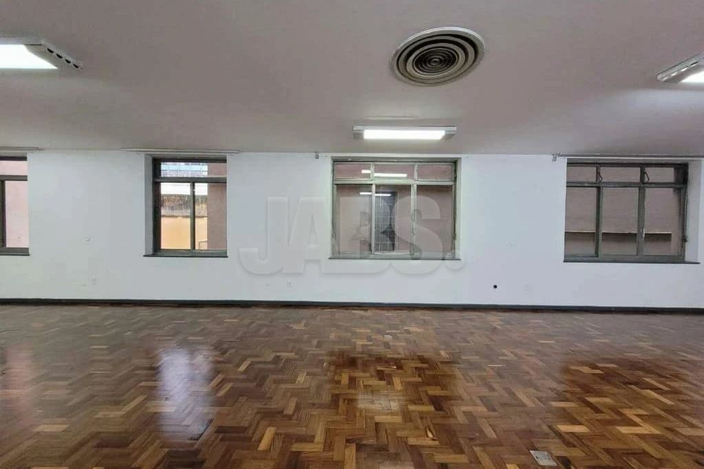 Andar comercial de 500 m² com salas individuais e copa no Centro Histórico, foto 1