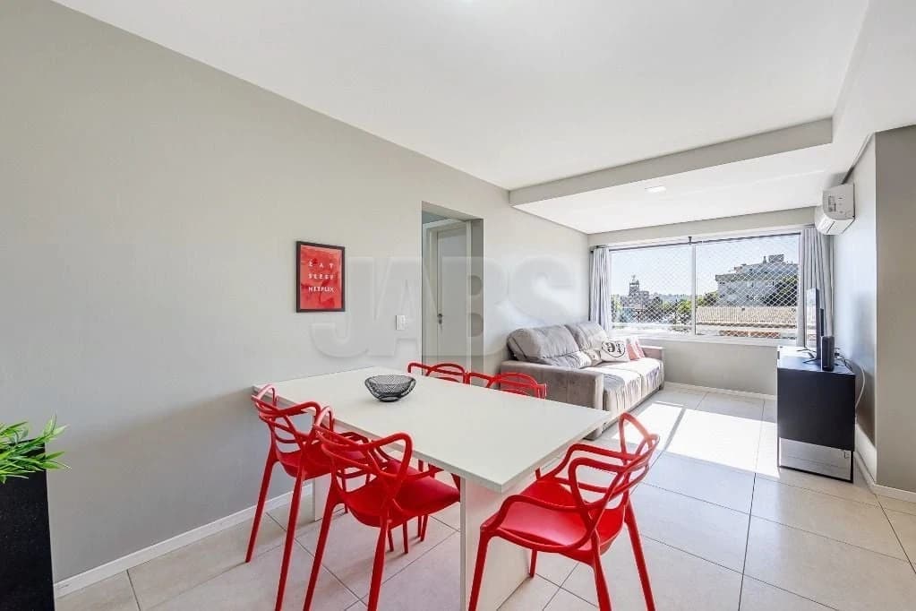 Apartamento mobiliado de 2 quartos com suíte, churrasqueira e 2 vagas no Partenon, foto 1
