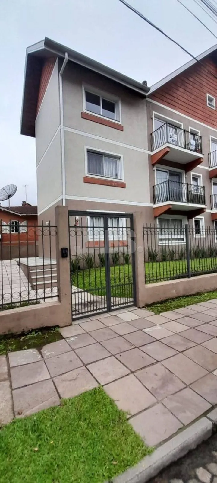 Apartamento com suíte e sacada com churrasqueira em Canela, foto 10