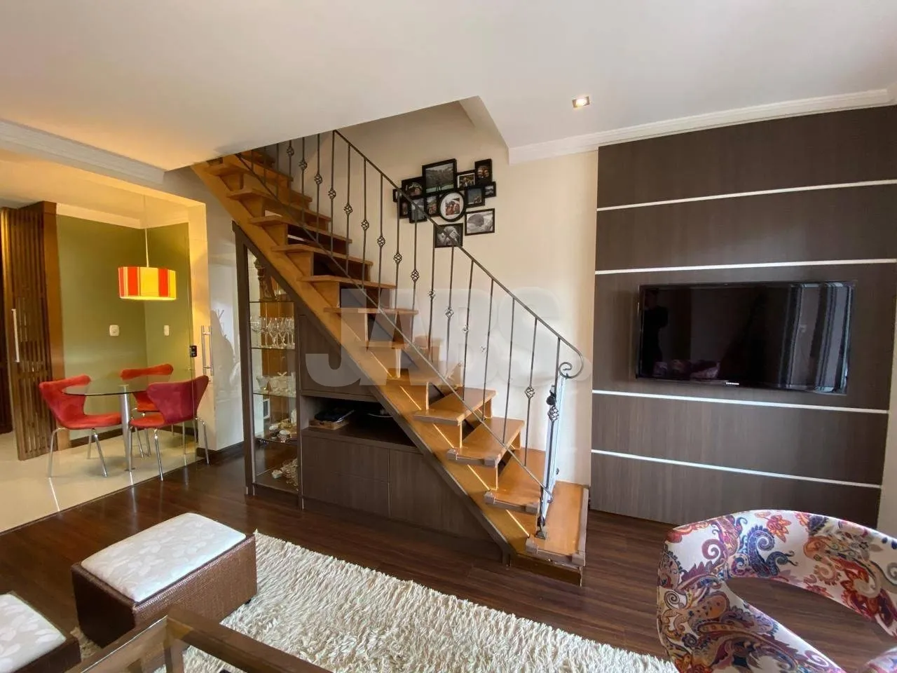 Apartamento de 128 m² com 2 suítes e mezanino no Centro de Canela, foto 2