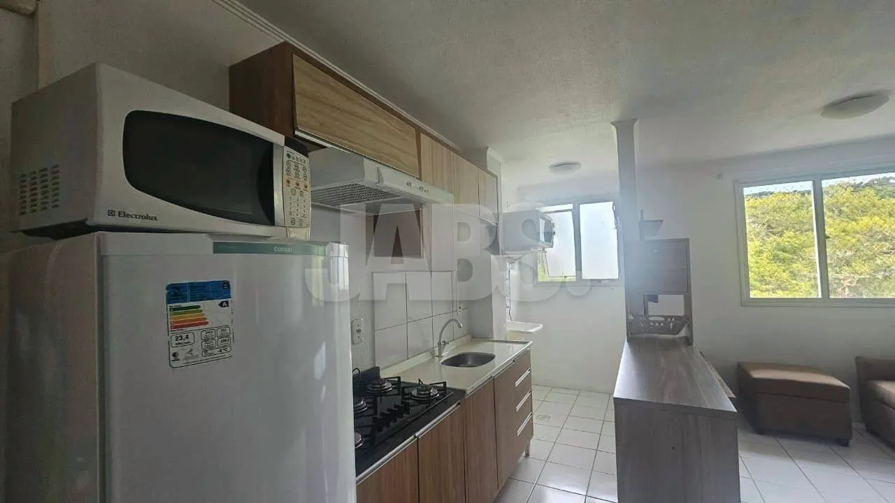 Cozinha com vista para o verde