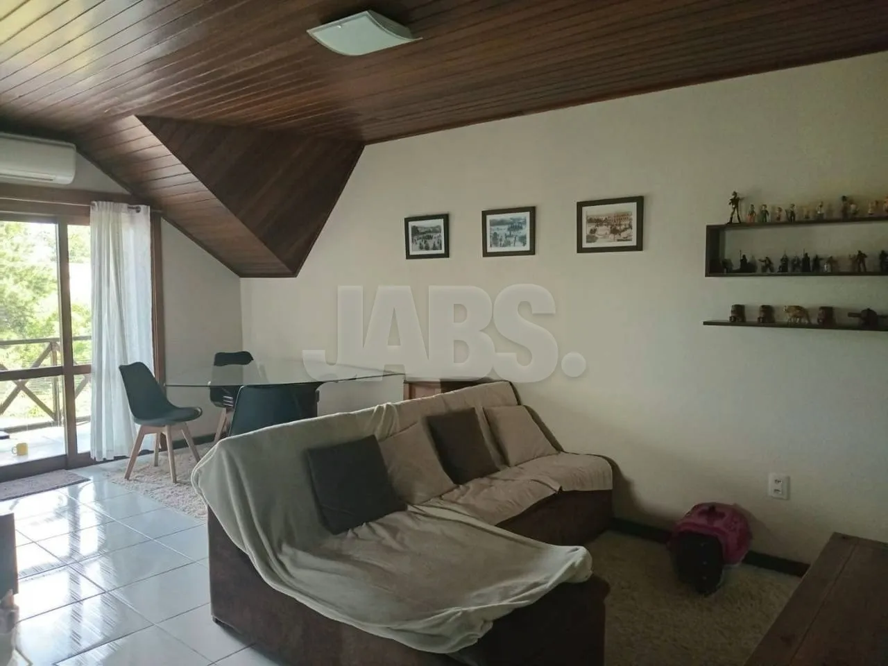 Apartamento semimobiliado de 1 dormitório no Laje de Pedra, foto 3