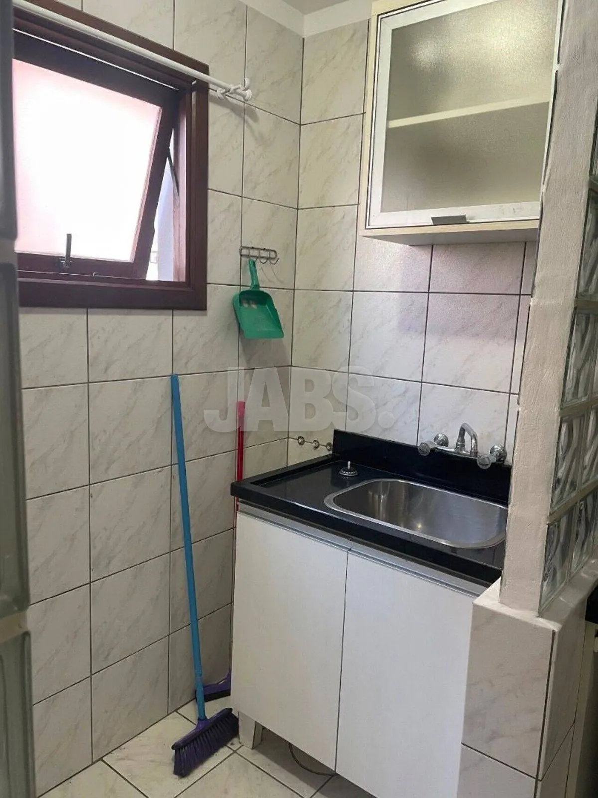 Apartamento semimobiliado de 2 dormitórios no Centro de Canela, foto 6
