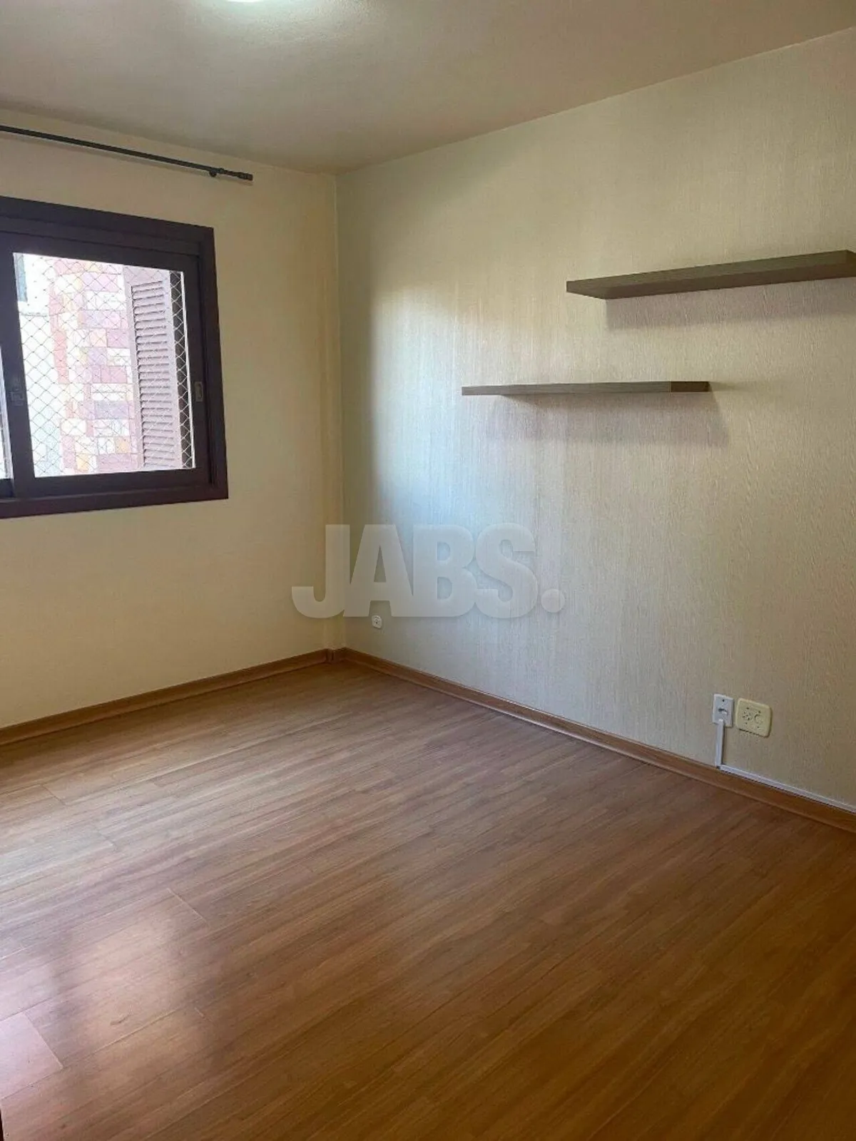 Apartamento semimobiliado de 2 dormitórios no Centro de Canela, foto 9