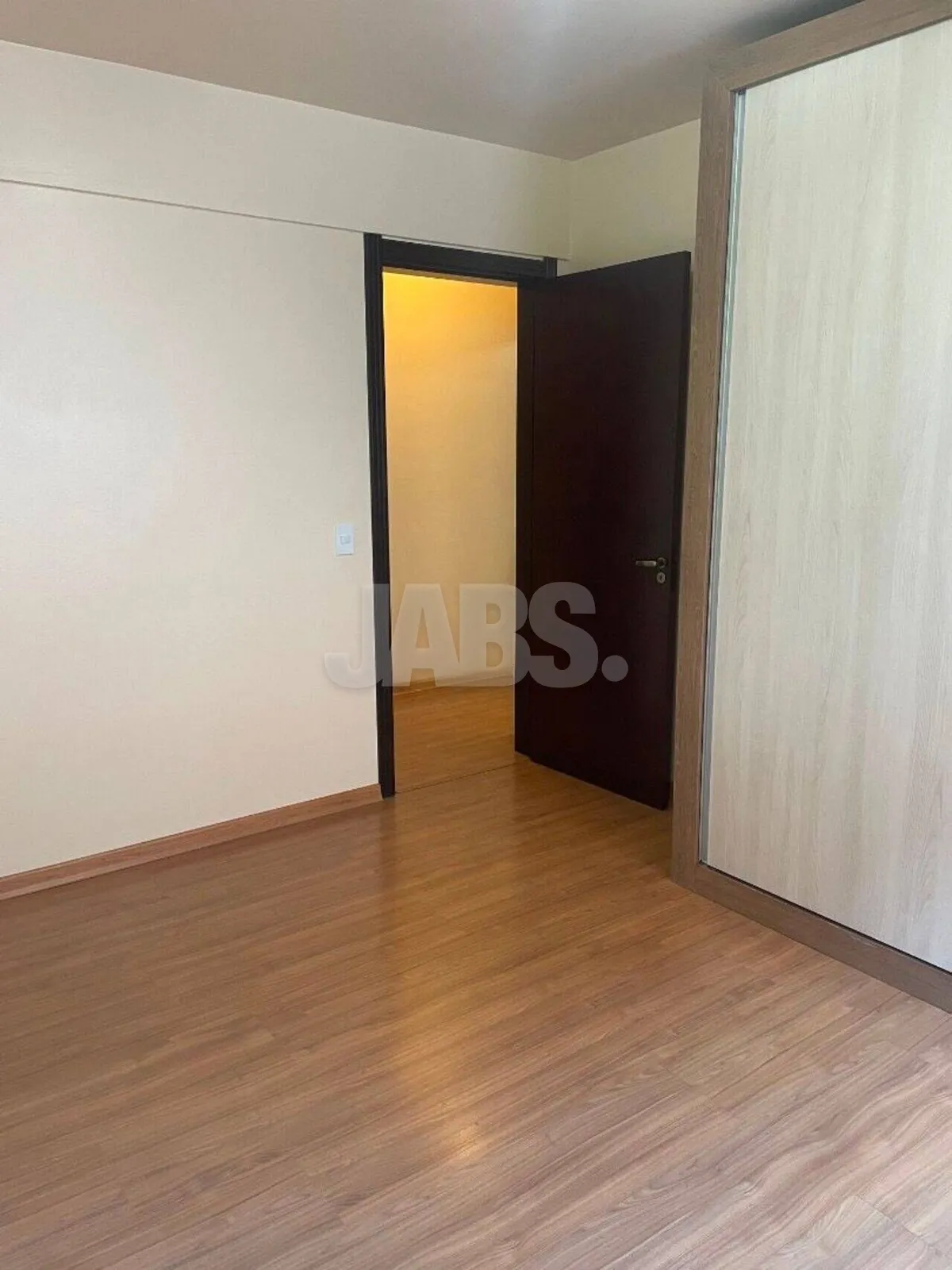Apartamento semimobiliado de 2 dormitórios no Centro de Canela, foto 10