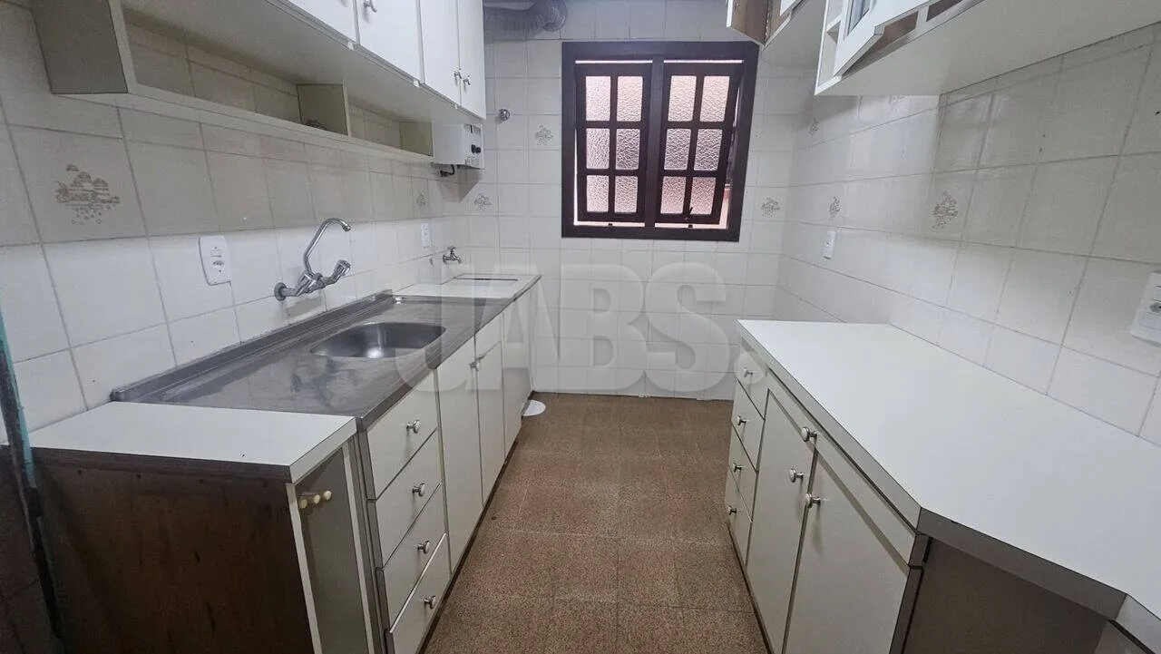 Apartamento térreo com pátio privativo perto da Catedral de Pedra, foto 2