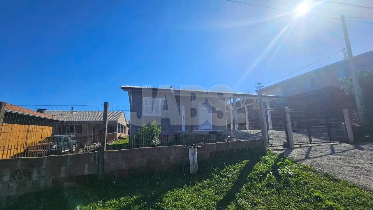 Casa de 2 dormitórios com garagem coberta na Canelinha, foto 1