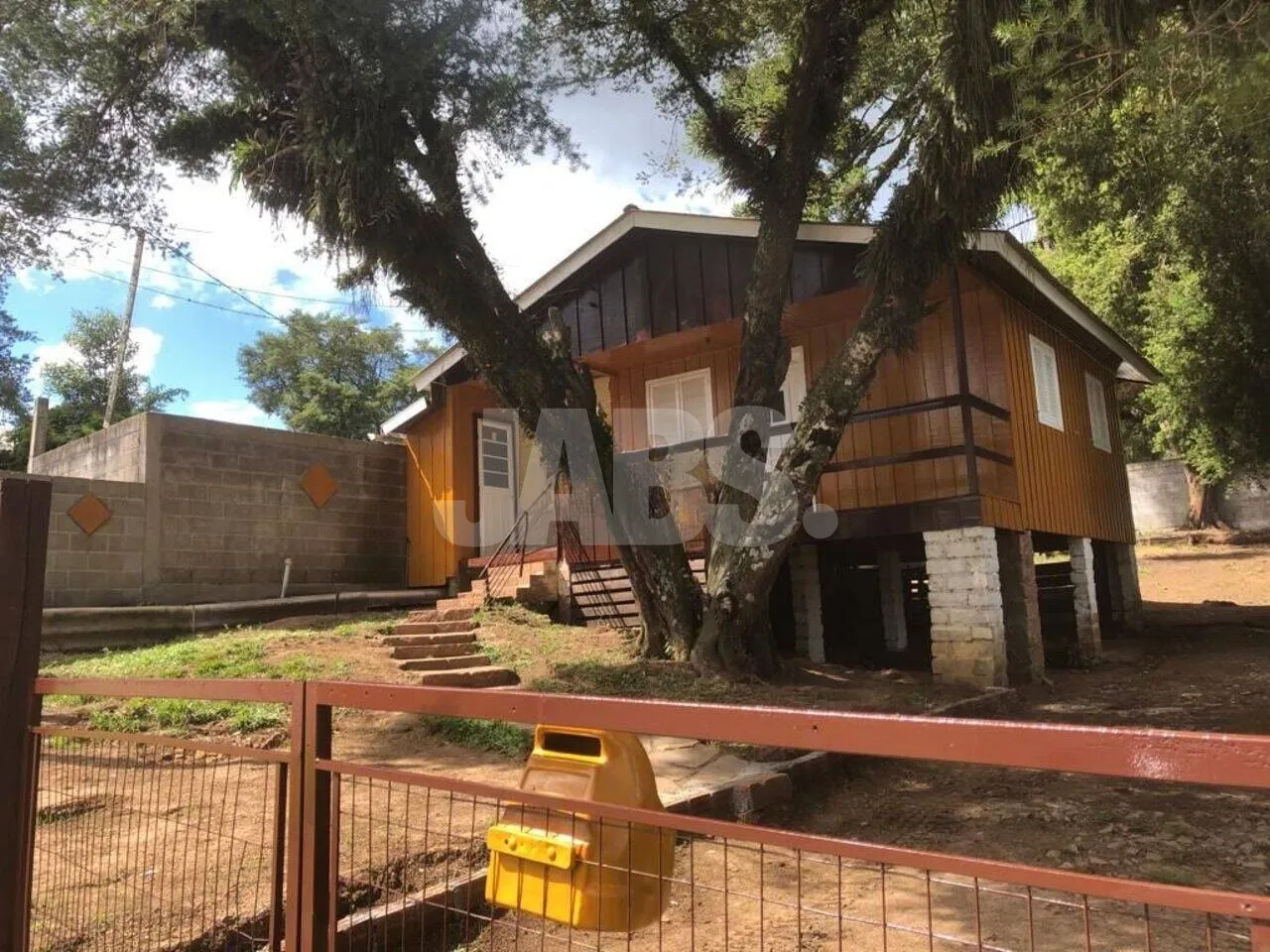 Casa de 2 dormitórios com pátio de 360 m² no Ulisses de Abreu, foto 3
