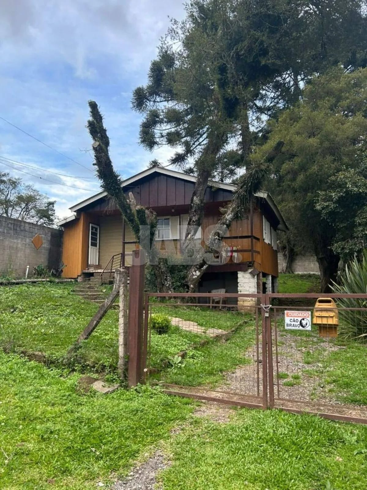 Casa de 2 dormitórios com pátio de 360 m² no Ulisses de Abreu, foto 6