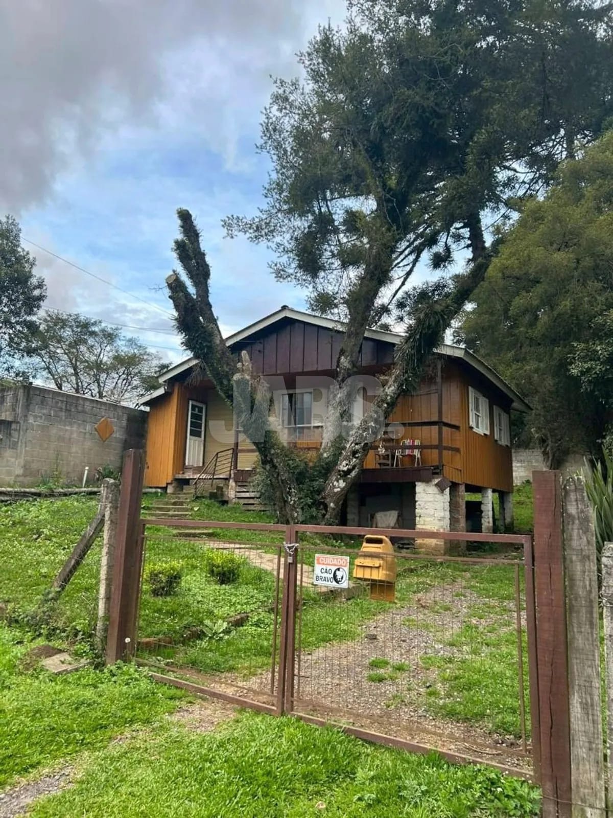 Casa de 2 dormitórios com pátio de 360 m² no Ulisses de Abreu, foto 7