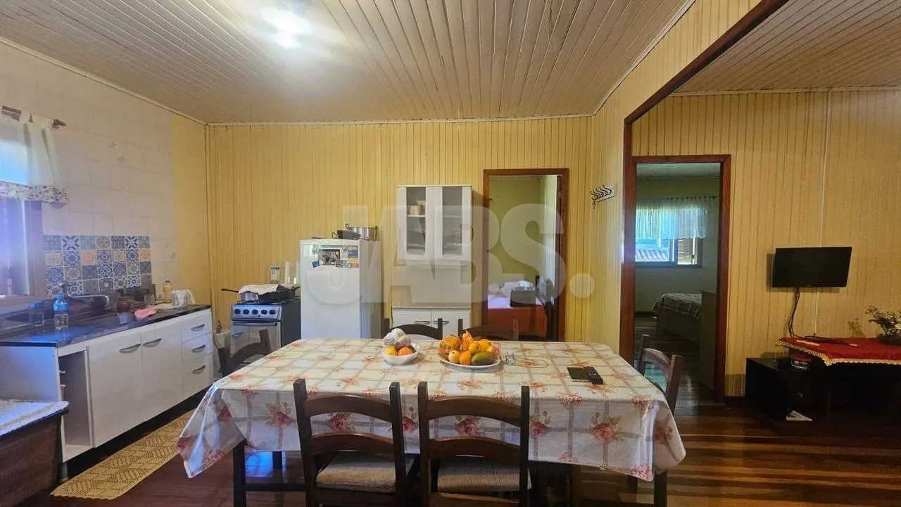 Casa de 2 dormitórios com terreno generoso na Vila Maggi, foto 7