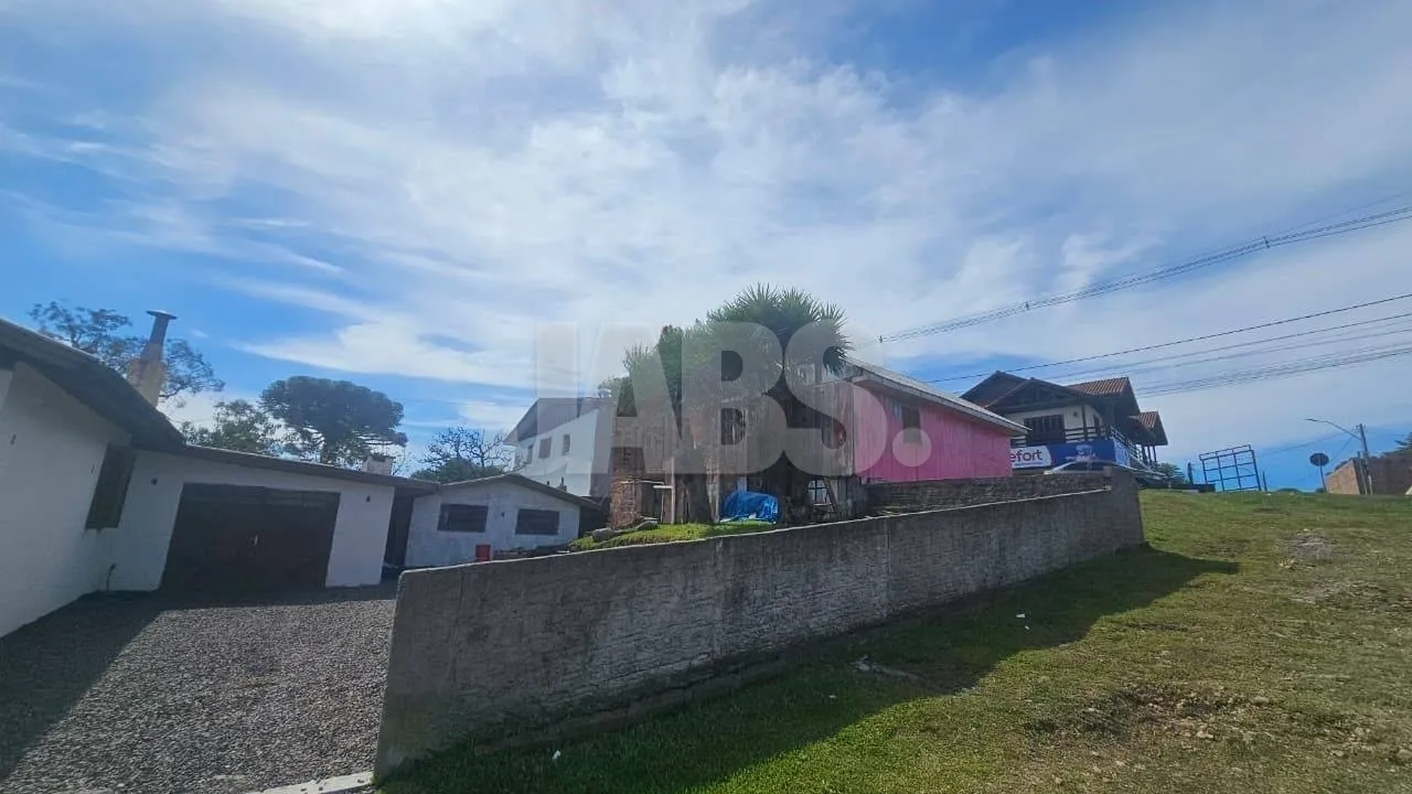 Casa de 3 dormitórios com garagem para 2 carros na Santa Marta, foto 6