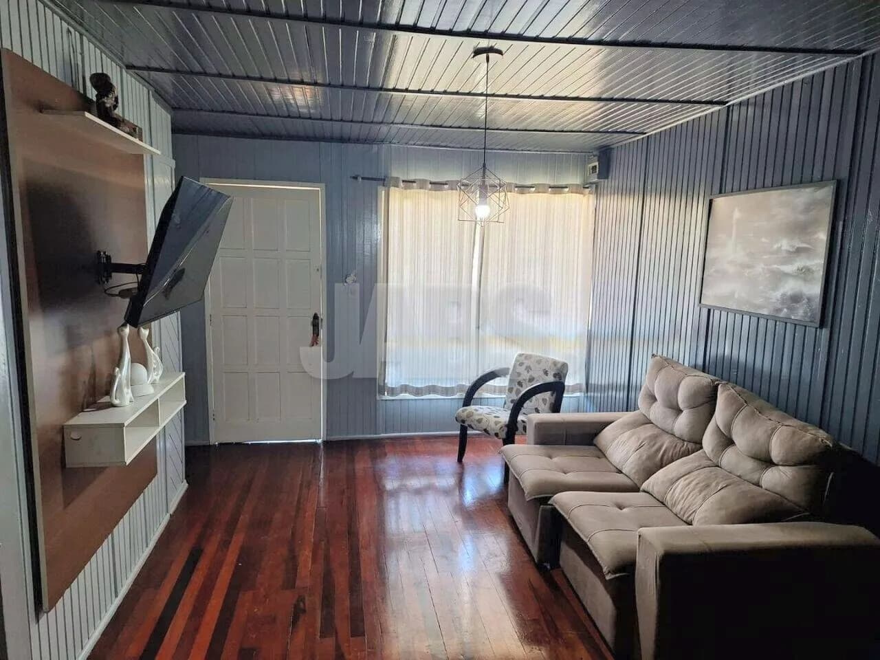 Casa de 3 dormitórios com lareira e pátio cercado na Vila Maggi, foto 1