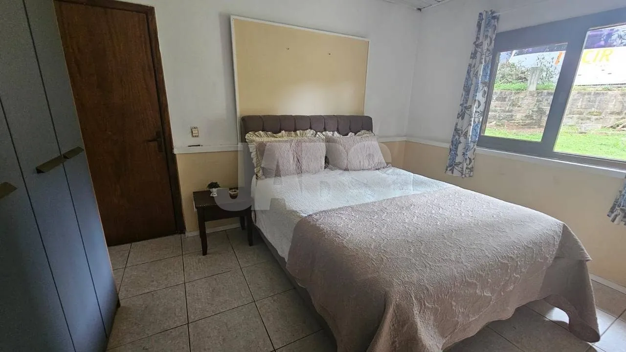 Casa de 242 m² em terreno de esquina de 732 m² no Leodoro de Azevedo, foto 10