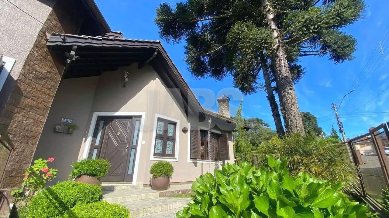 Casa de esquina de 500 m² que vira duas moradias no Centro de Canela, foto 3