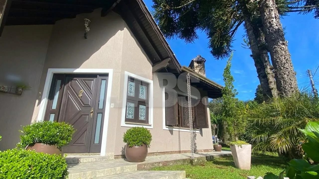 Casa de esquina de 500 m² que vira duas moradias no Centro de Canela, foto 5