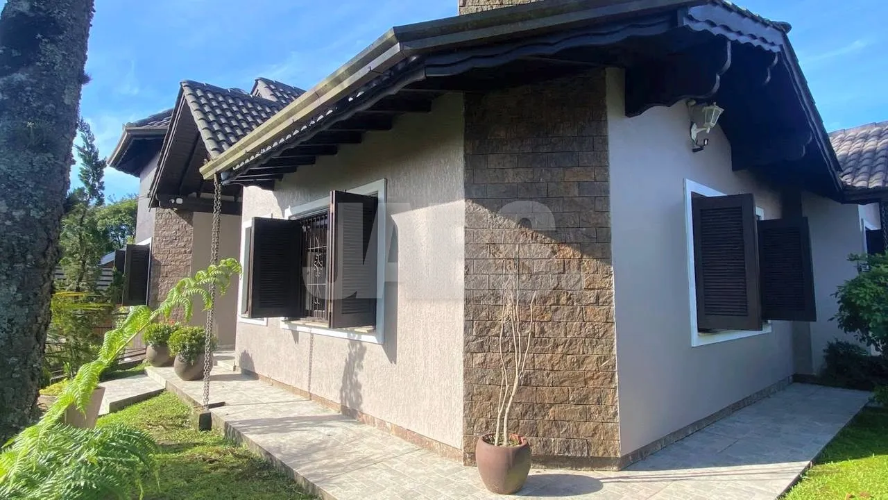 Casa de esquina de 500 m² que vira duas moradias no Centro de Canela, foto 8