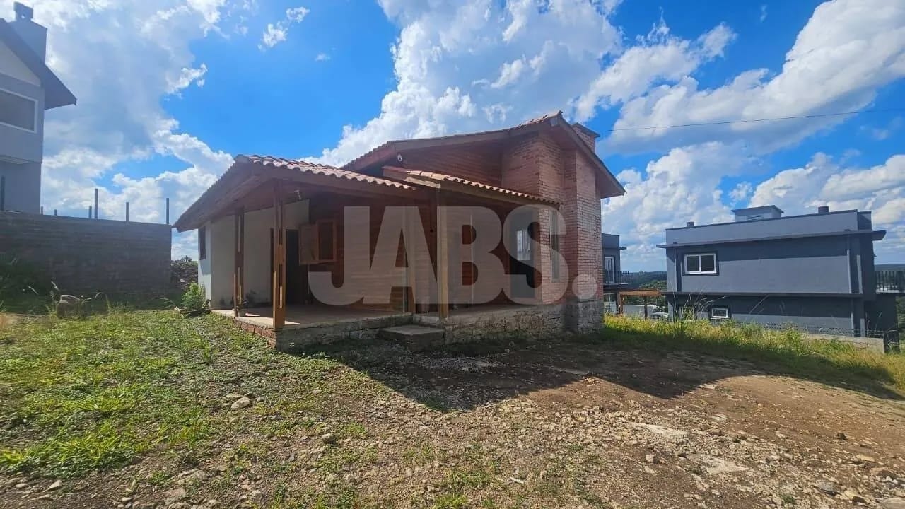 Casa serrana de madeira e tijolo no Mirante do Vale, foto 2