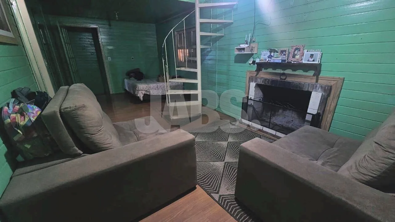 Terreno com 2 casas alugadas na Vila do Cedro, foto 3