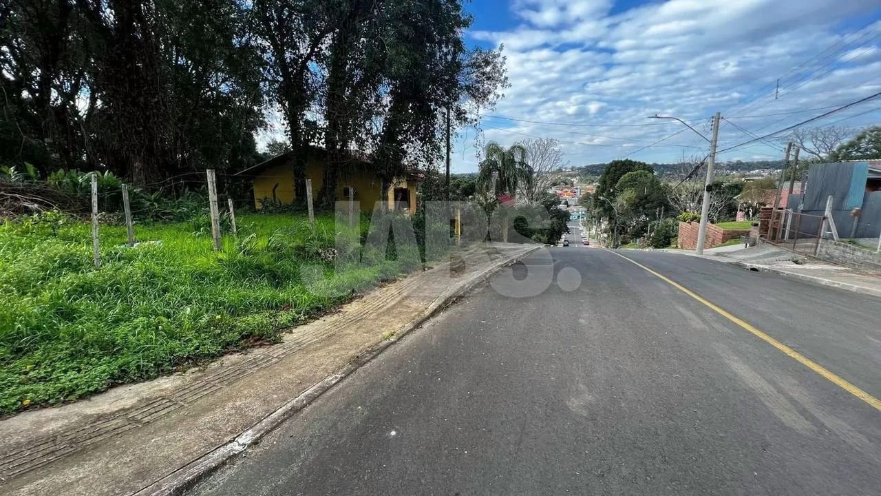 Terreno plano de 516 m² com vista no São José, foto 2