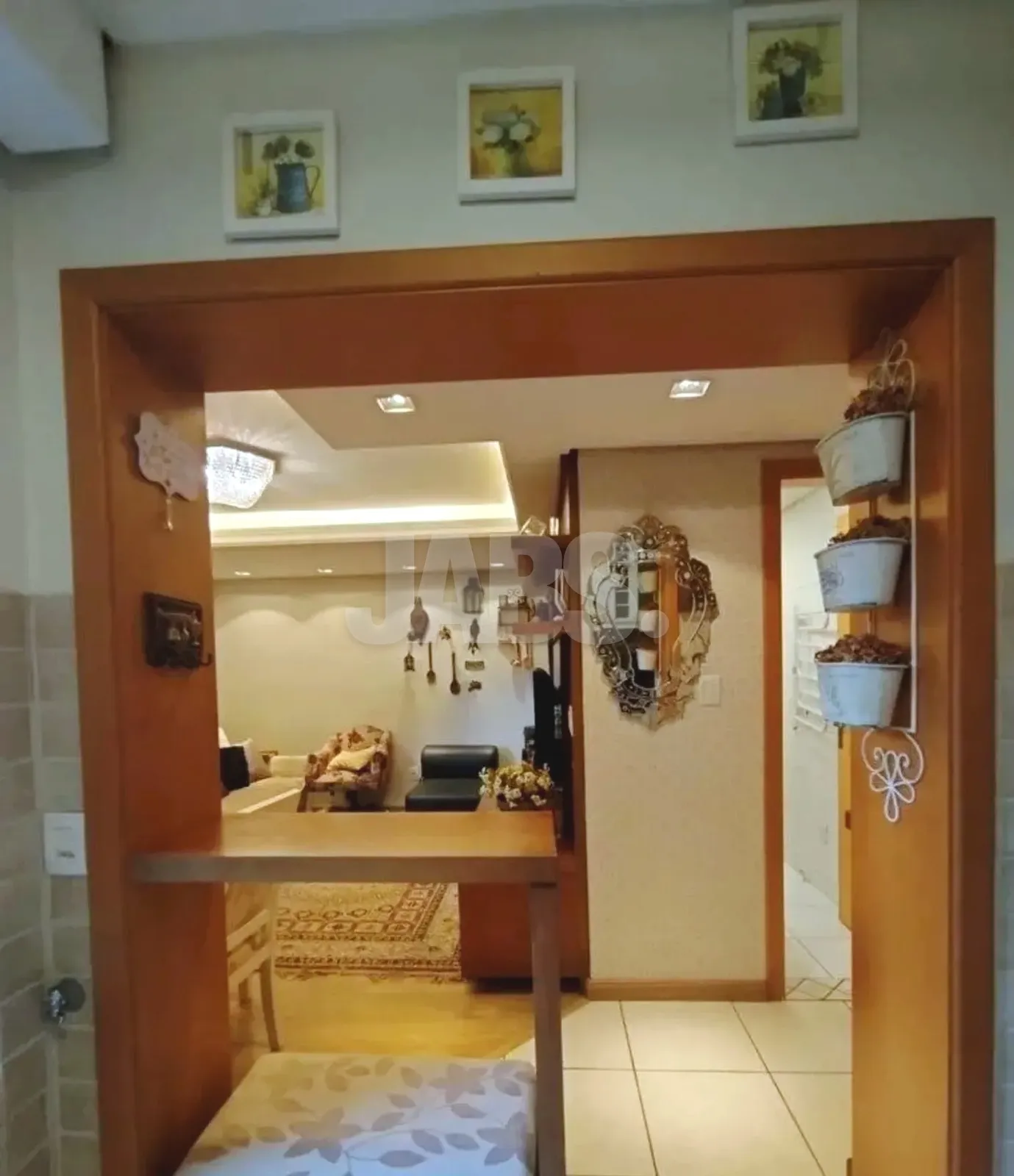 Passagem entre a cozinha e a sala