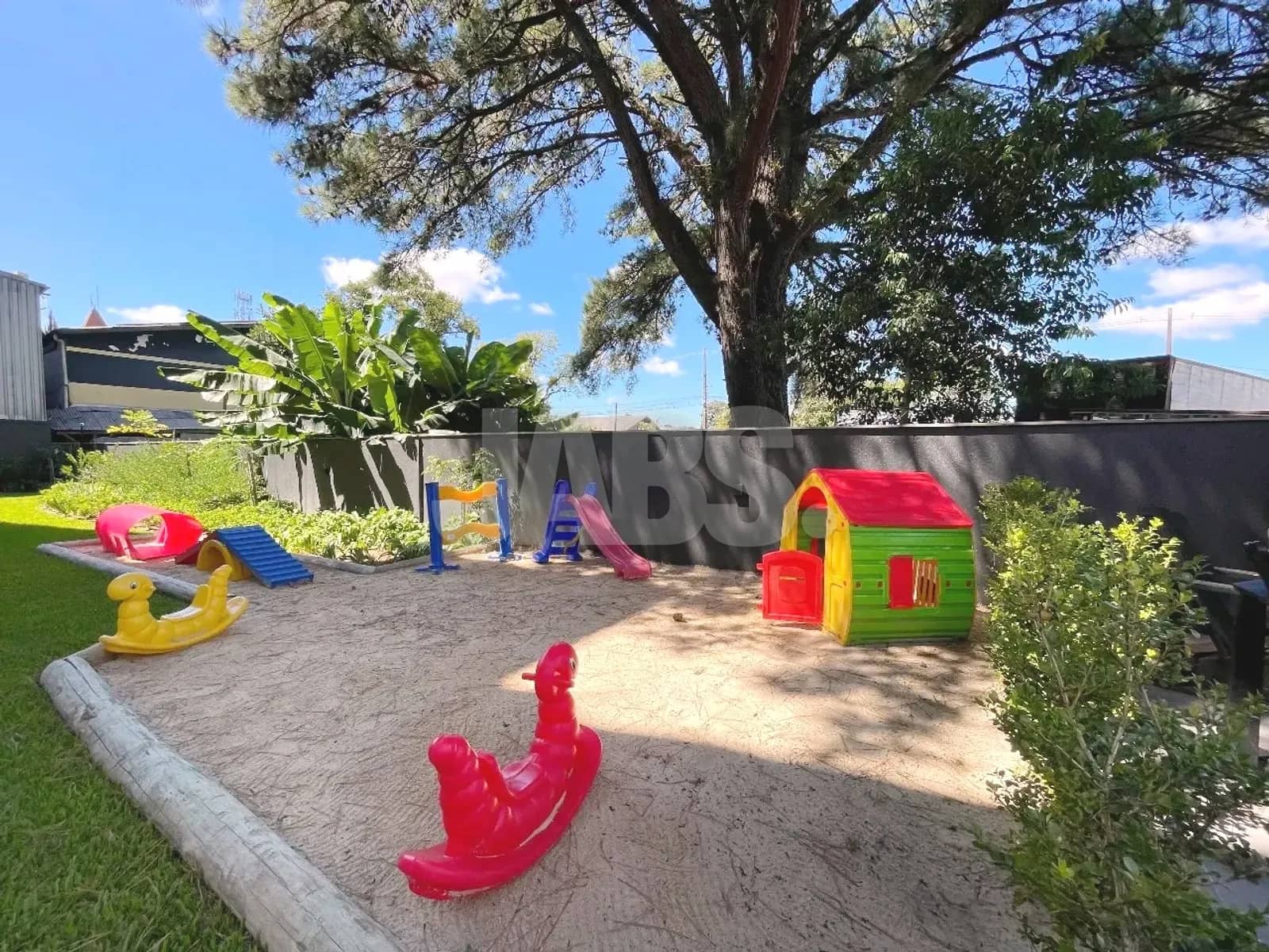 Espaço kids ao ar livre