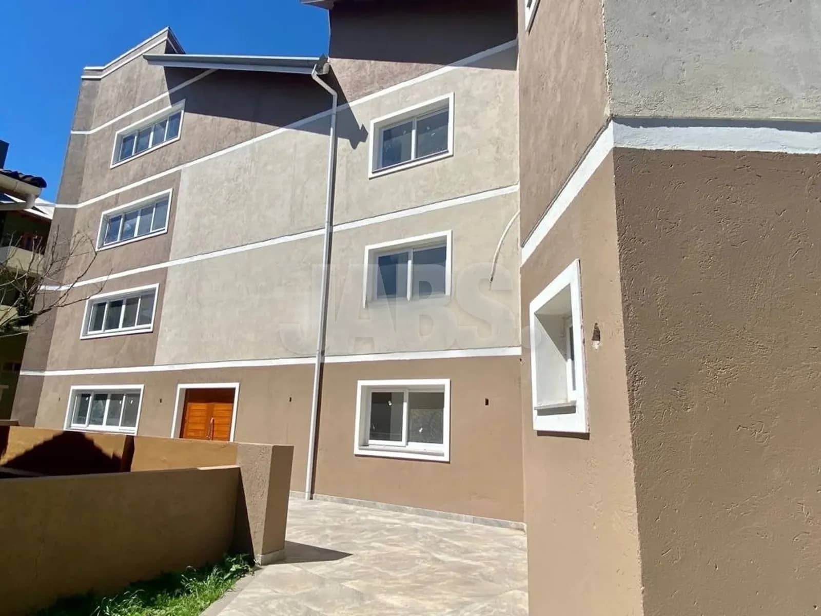 Lateral do prédio