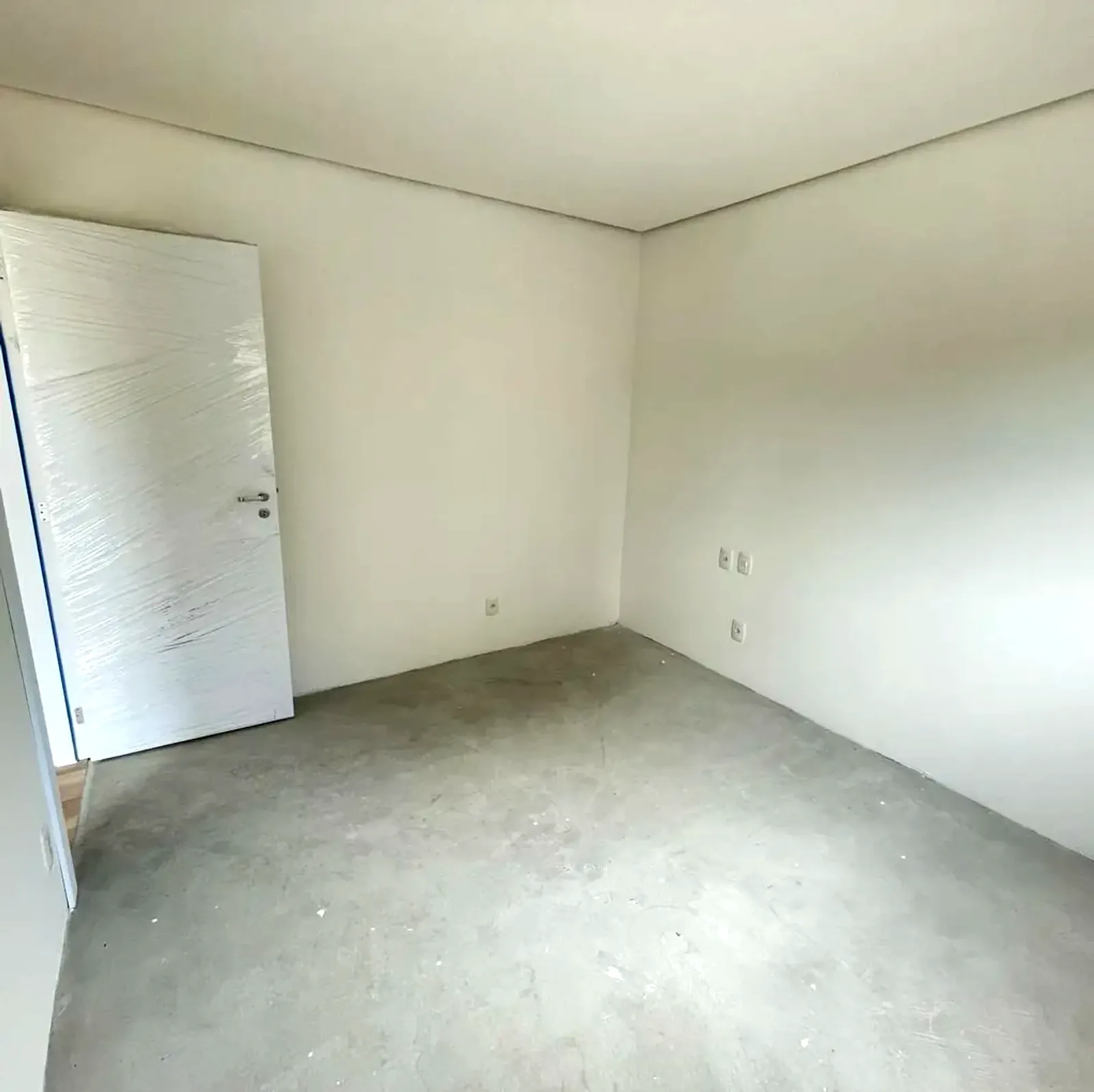 Apartamento com lareira na Rua Ermelinda Barbacovi, foto 11