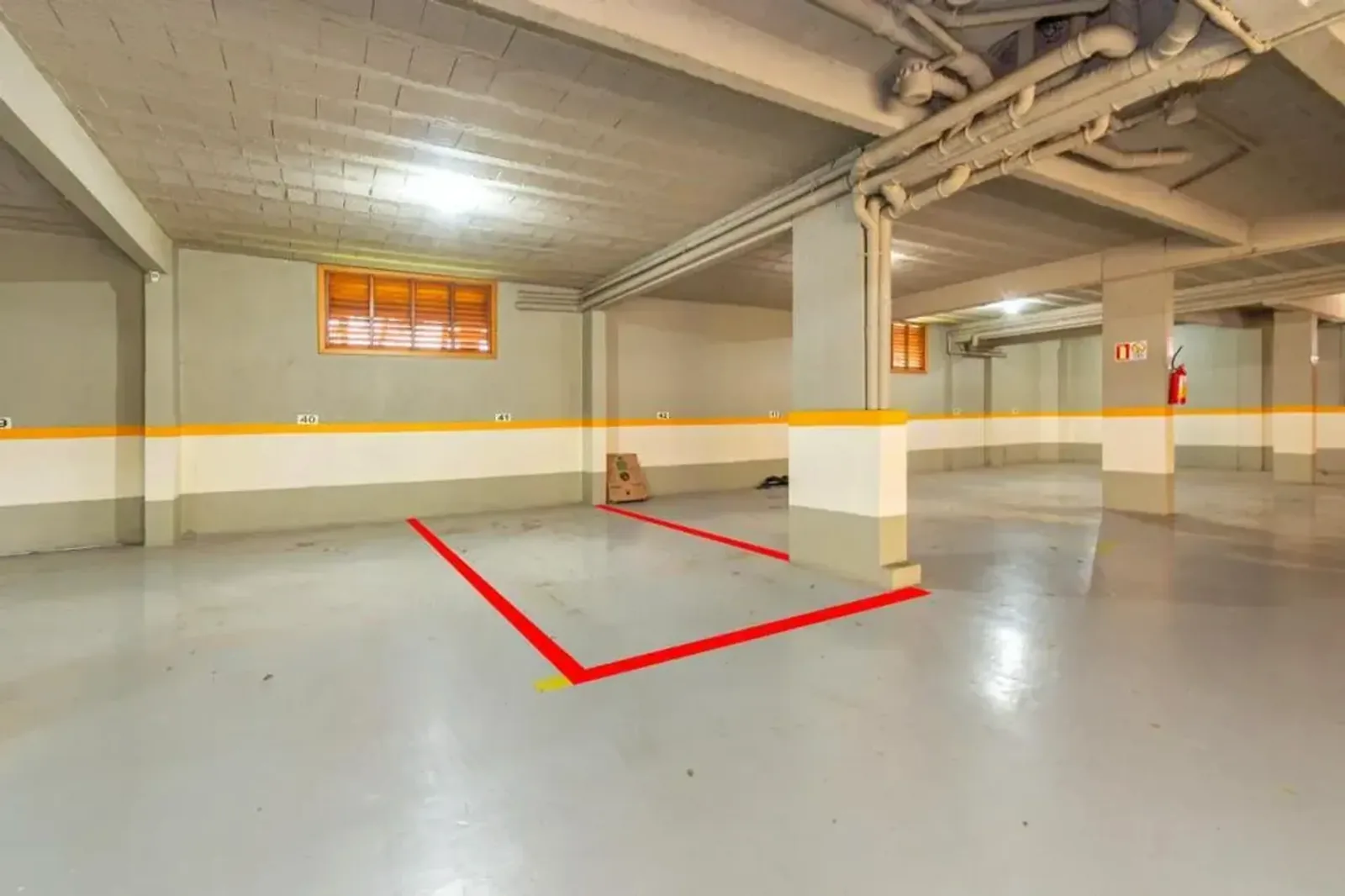 Garagem coberta