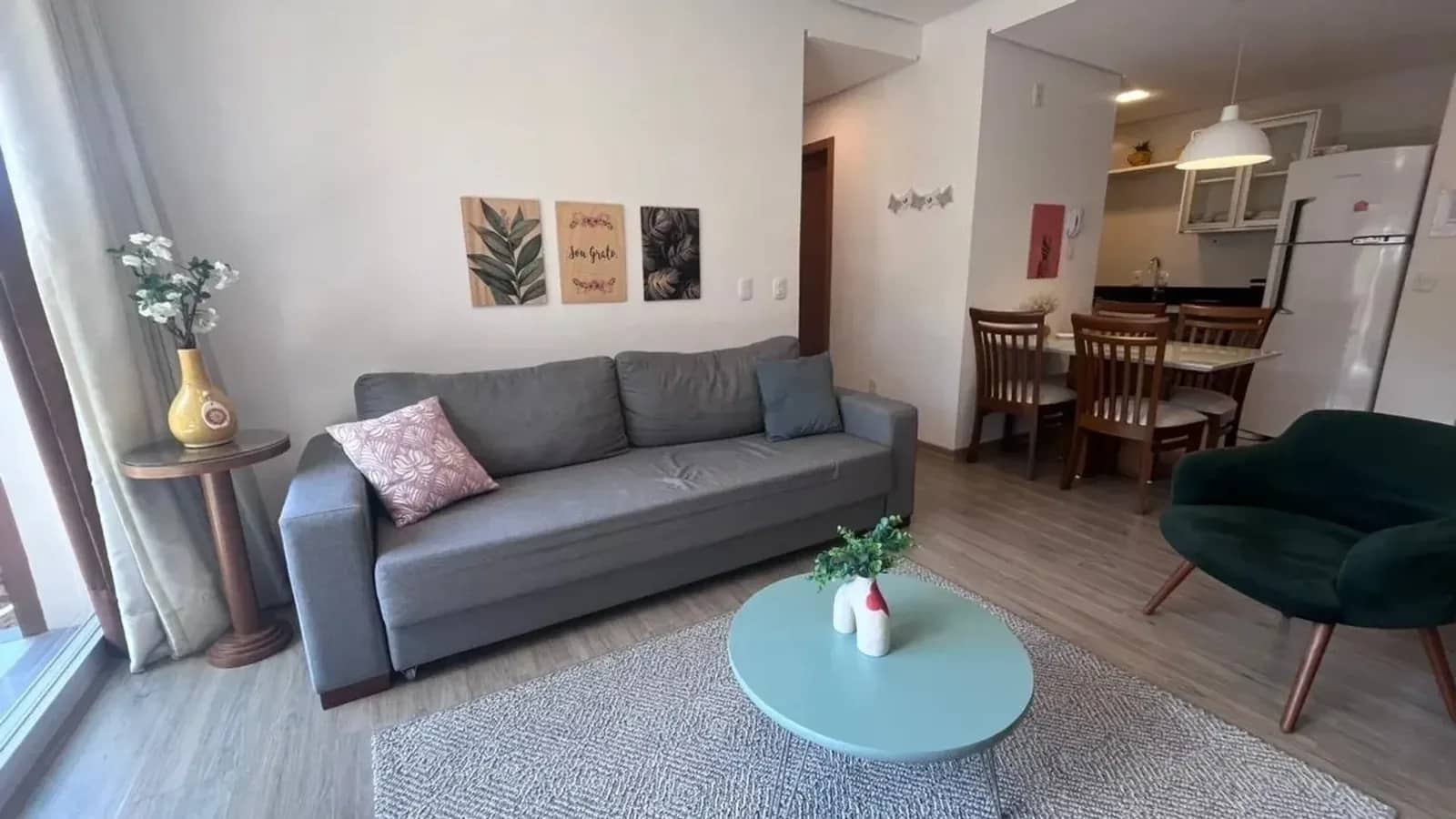 Apartamento mobiliado com suíte, 2 vagas e piscina aquecida, foto 3
