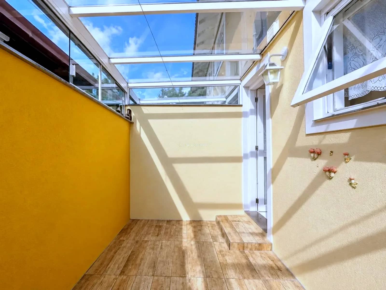 Casa geminada semimobiliada de 2 dormitórios com jardim, foto 20