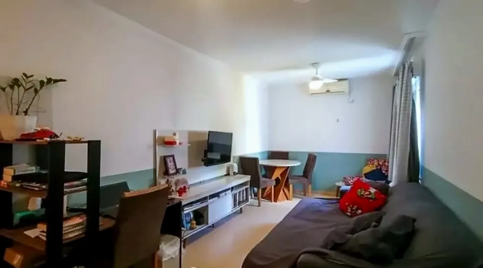 Living integrado com sala de jantar