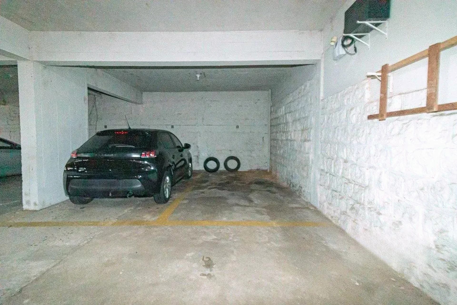 Garagem com vaga escriturada