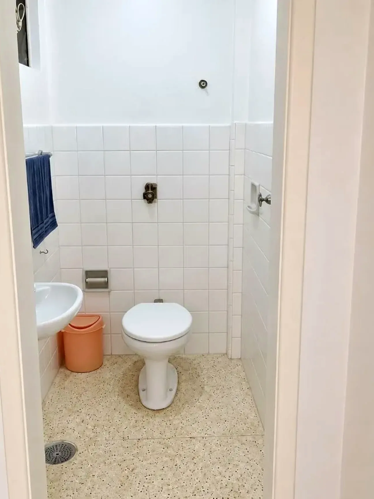 Banheiro auxiliar