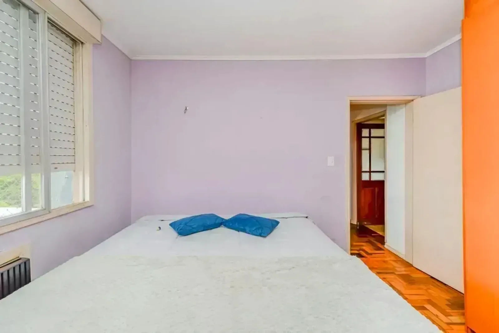 Quarto do casal com armário
