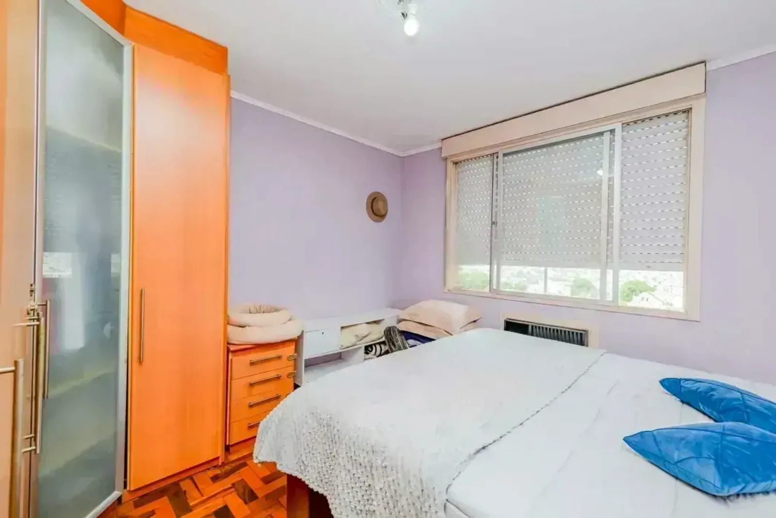 Quarto do casal e a janela