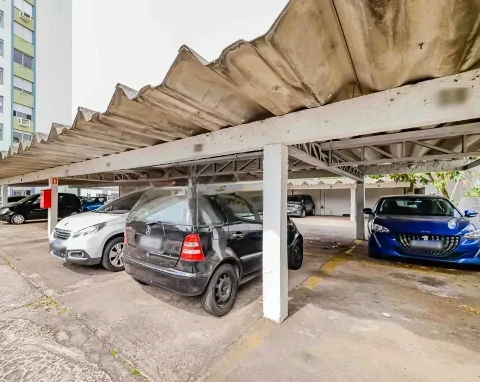 Garagem coberta