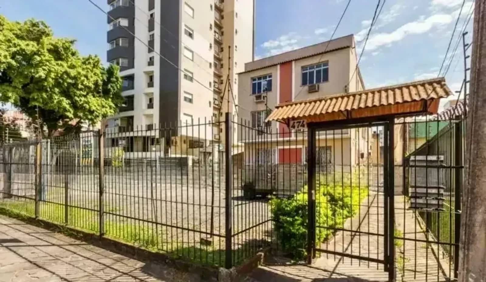 Portão de entrada do condomínio