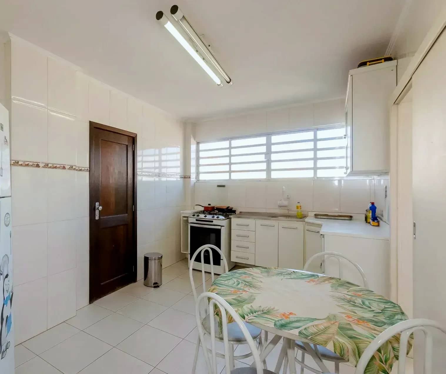 Copa e cozinha ampla