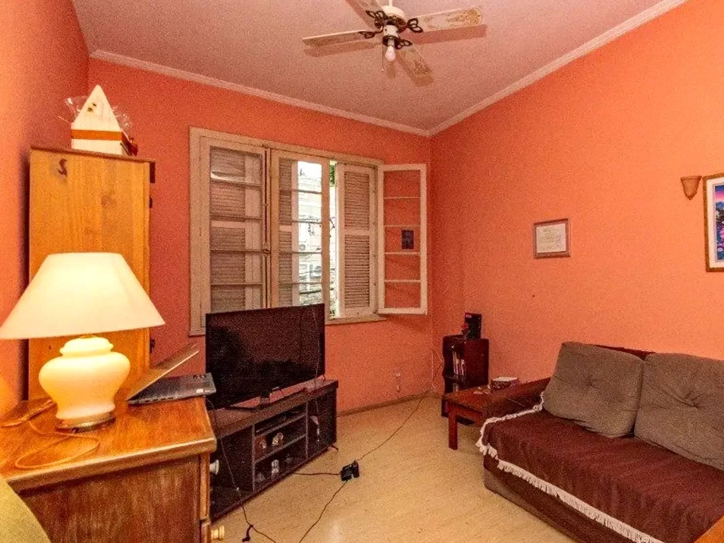 Terceiro dormitório, hoje usado como sala íntima