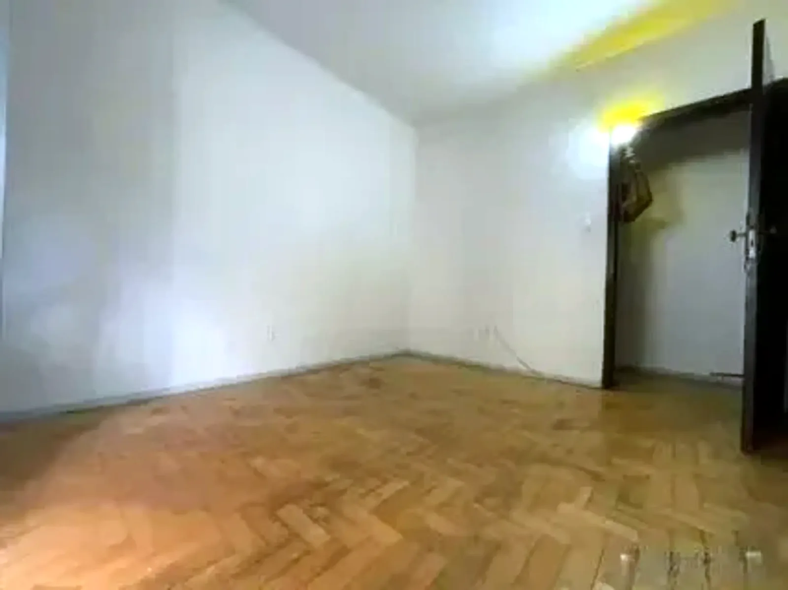 Dormitório amplo