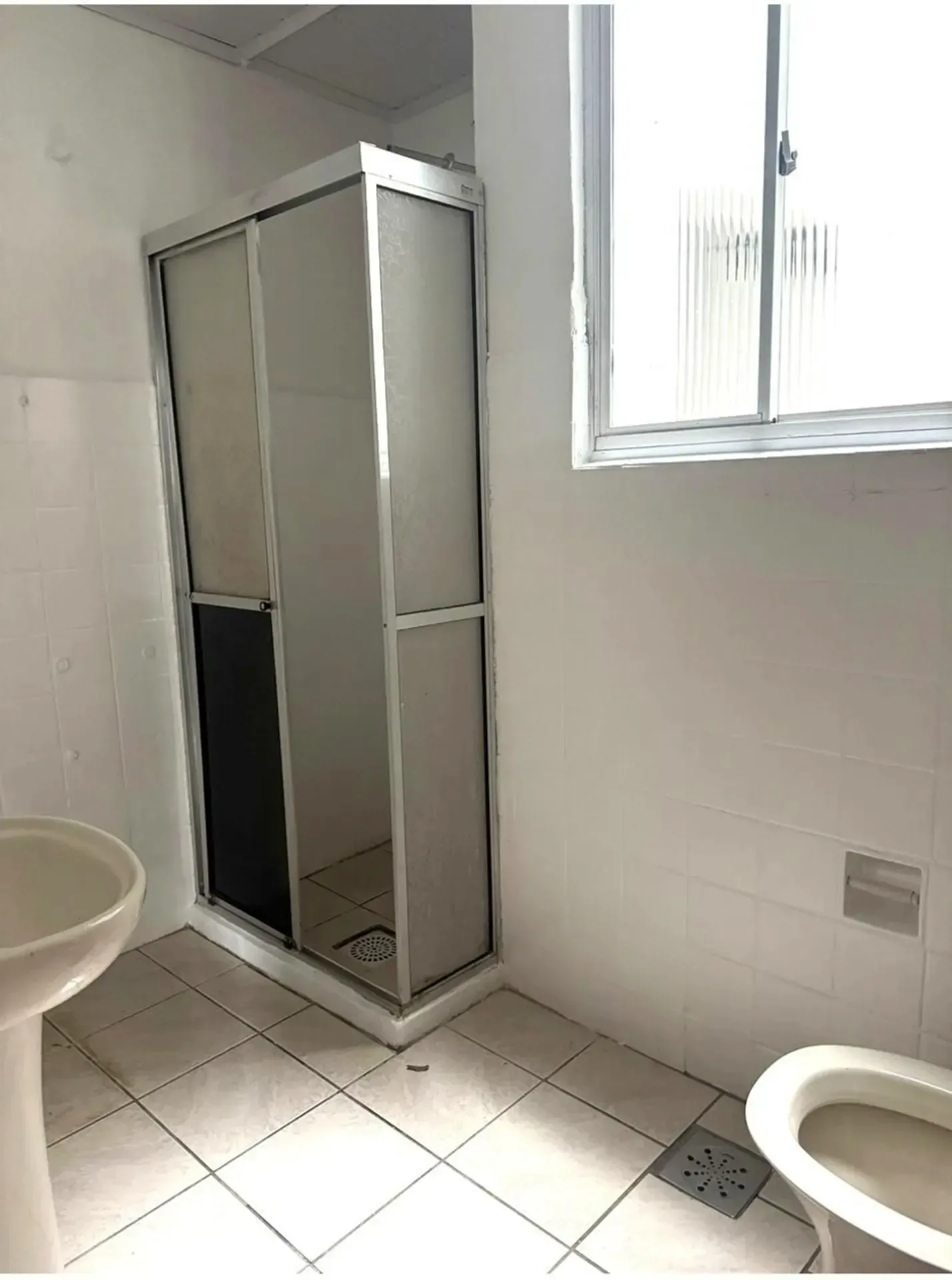 Banheiro com box