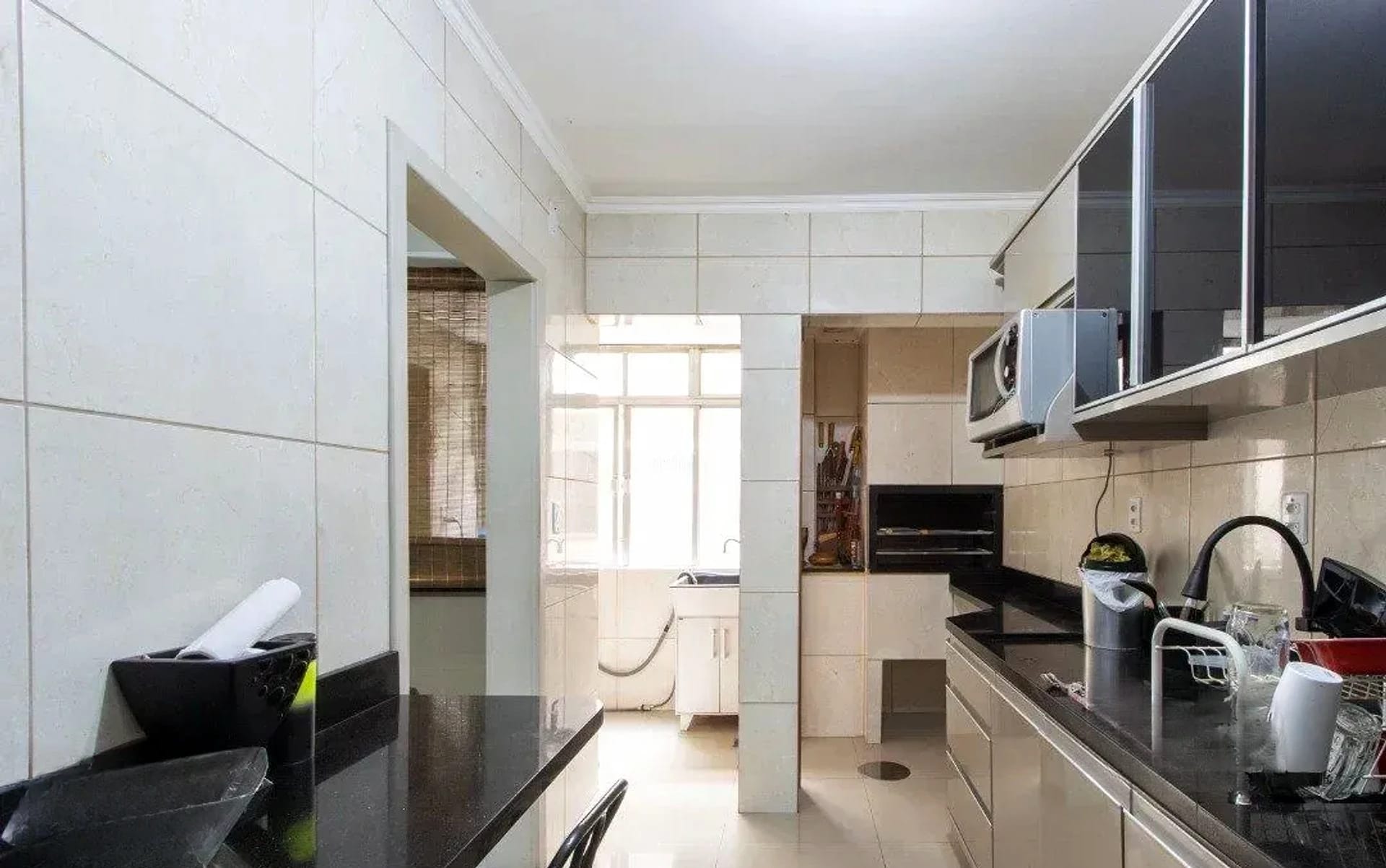 Cozinha e área de serviço