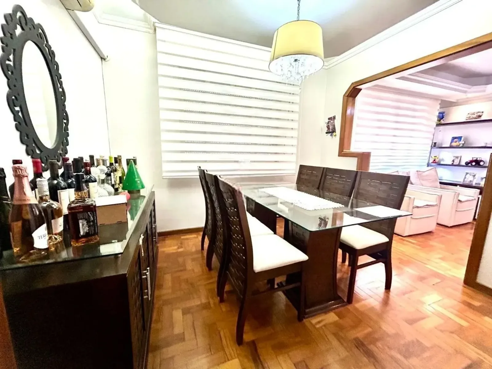 Jantar integrado ao living