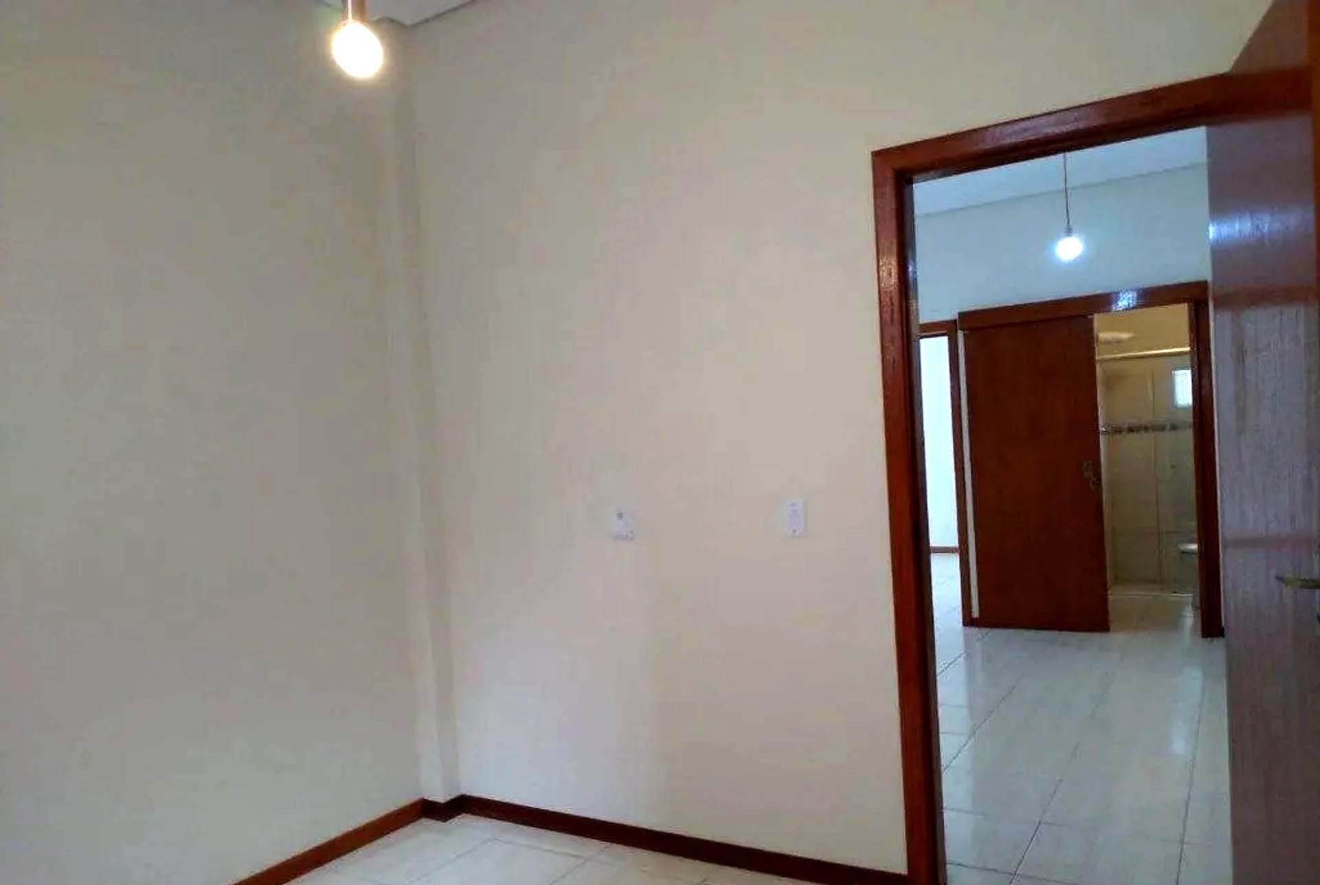 Dormitório amplo