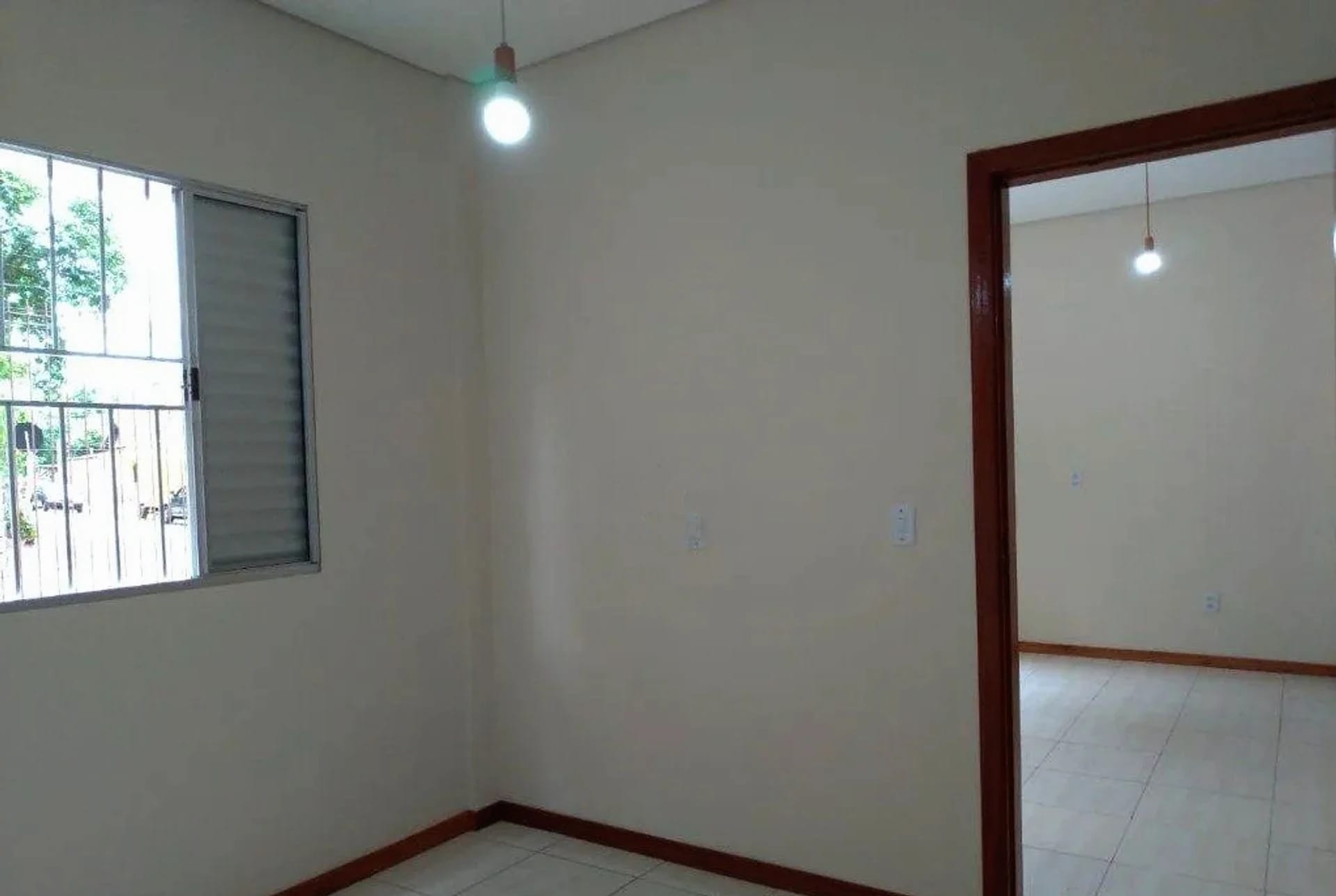 Dormitório com janela
