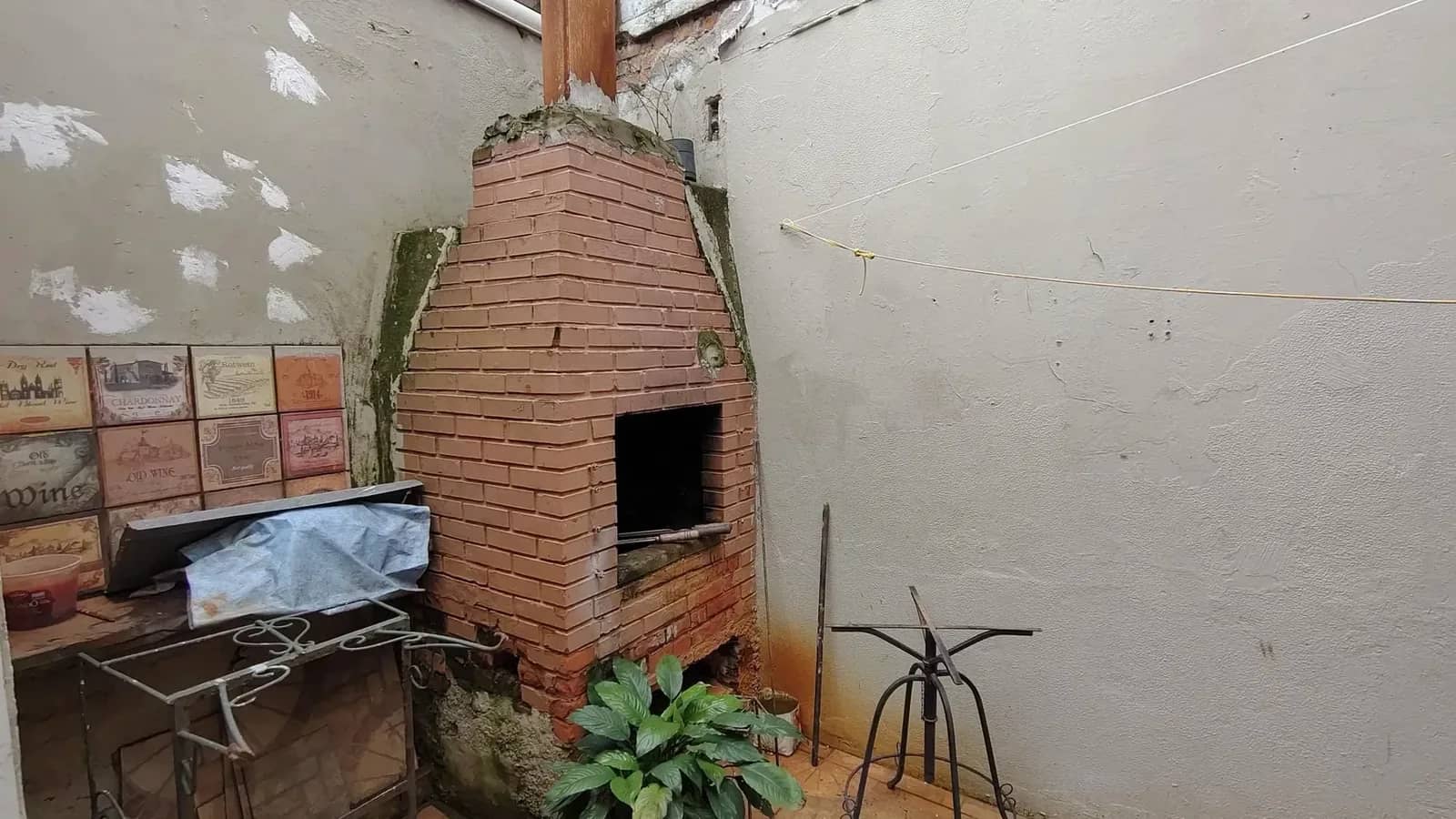 Churrasqueira de tijolos no pátio