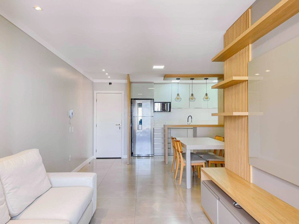 Sala, jantar e cozinha em um só ambiente
